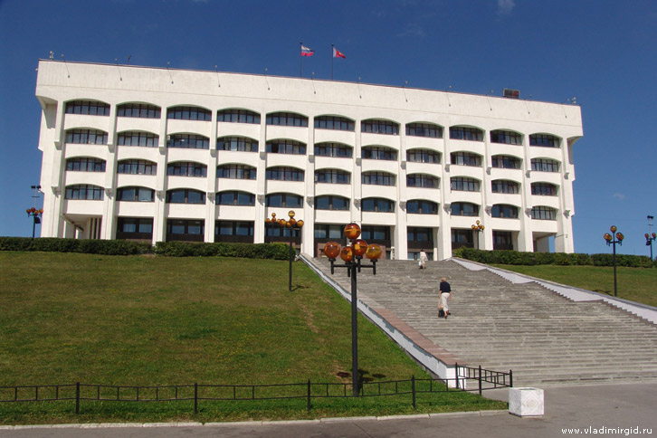Здание Владимирской областной администрации