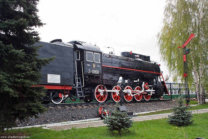 Паровоз памятник в музее железнодорожной техники города Владимира