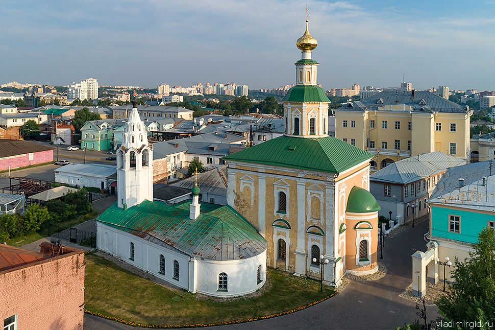 Георгиевская церковь во Владимире вид с квадрокоптера