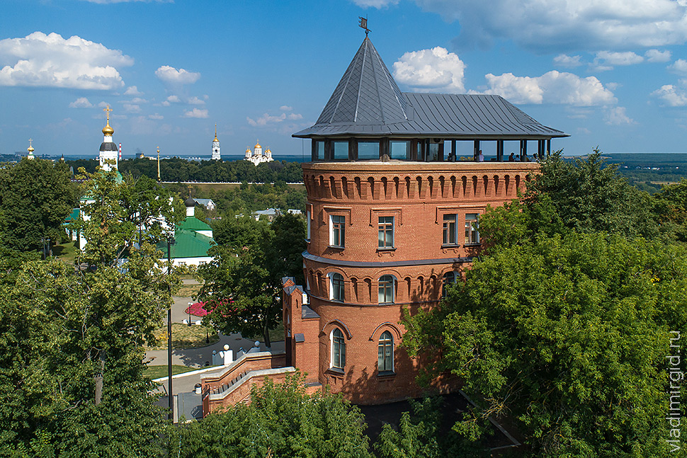 Водонапорная башня во Владимире